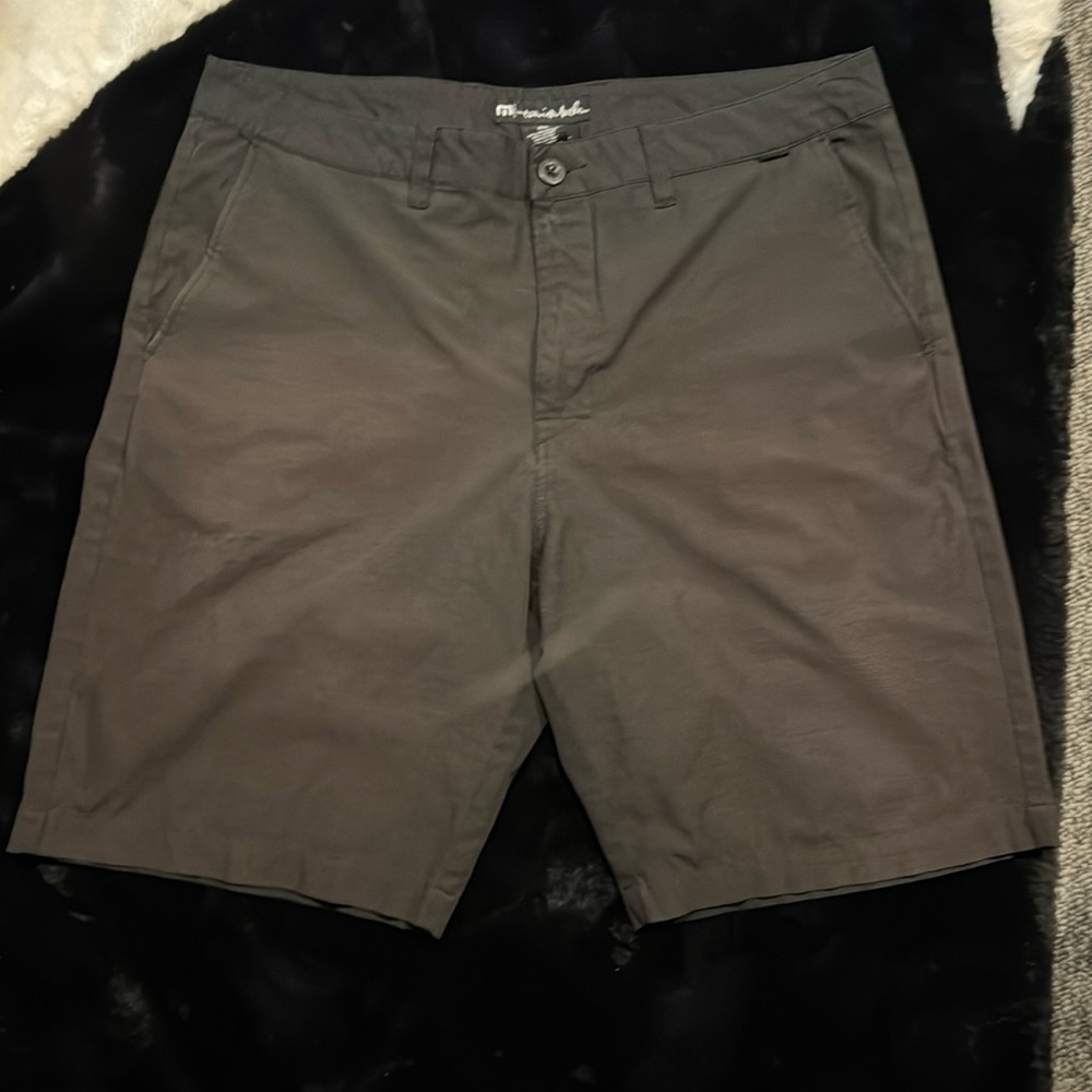 Travis Mathew Golf Short sz 36 Black